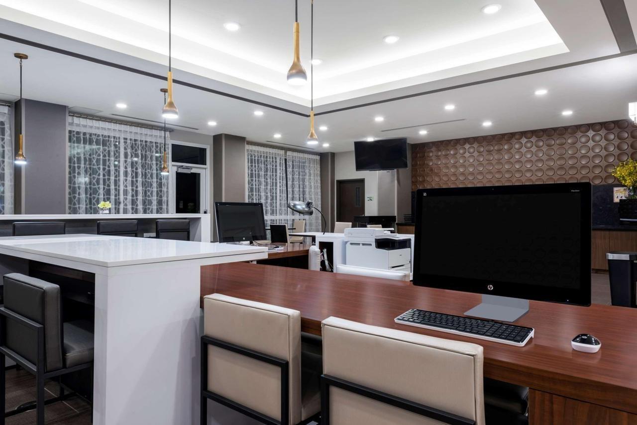 Hampton Inn By Hilton Nashville Airport Century Place Ngoại thất bức ảnh
