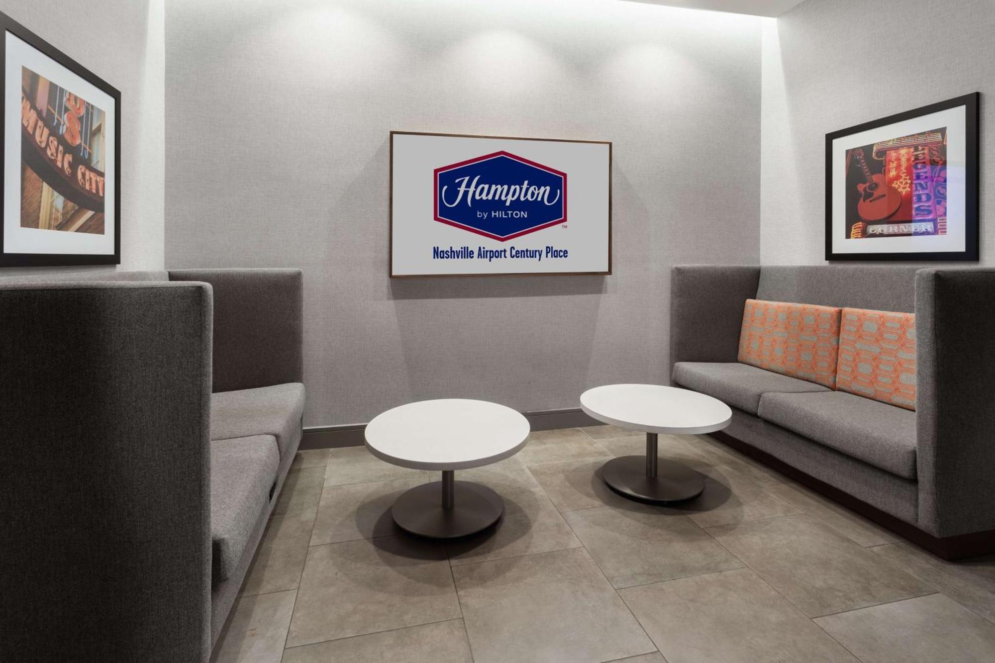Hampton Inn By Hilton Nashville Airport Century Place Ngoại thất bức ảnh
